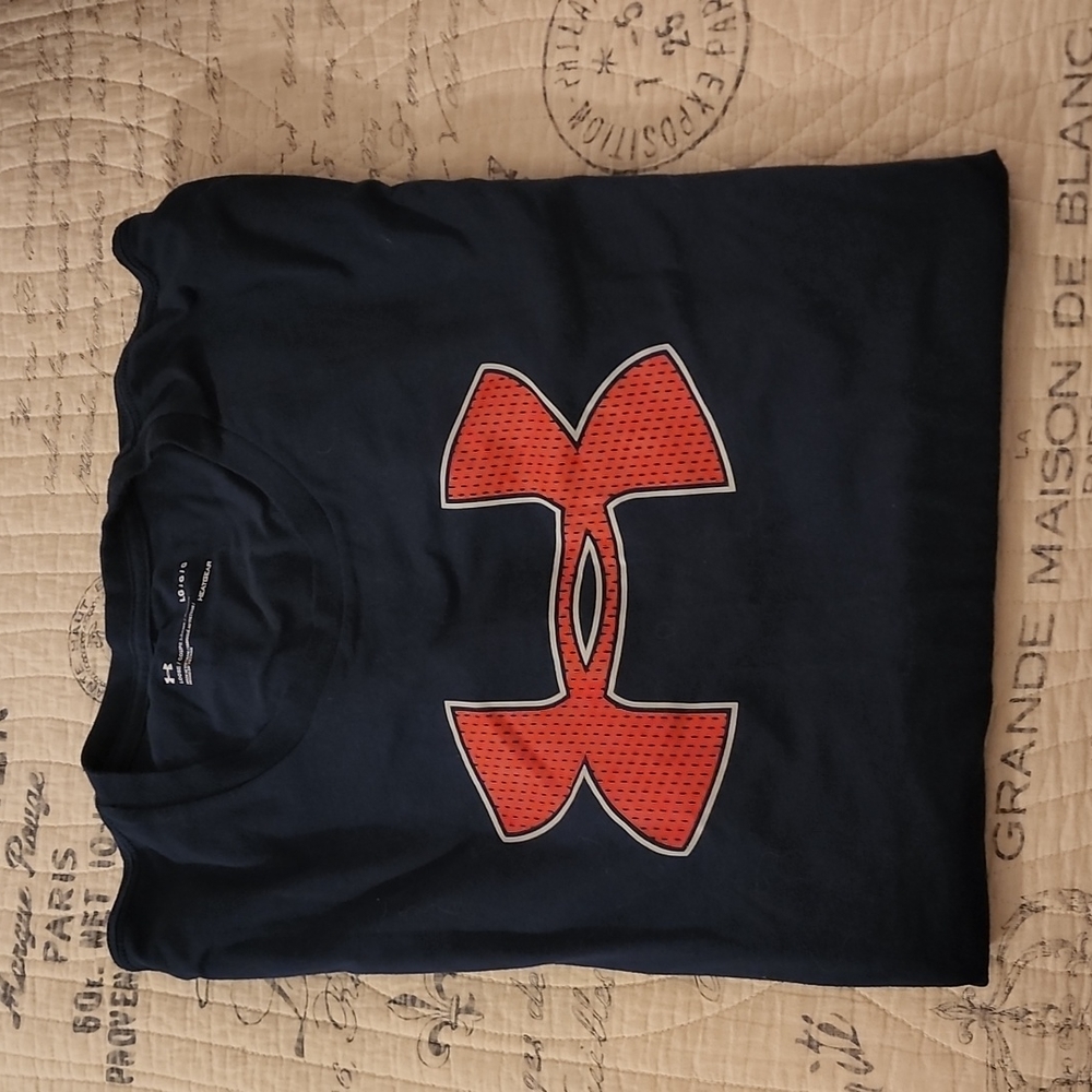 Men's short sleeve Under Armour shirt